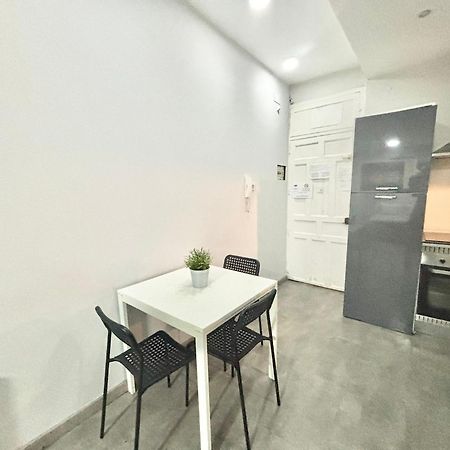 Апартаменти Centro Ferrocarril 2 Metro Delicias Мадрид Екстер'єр фото